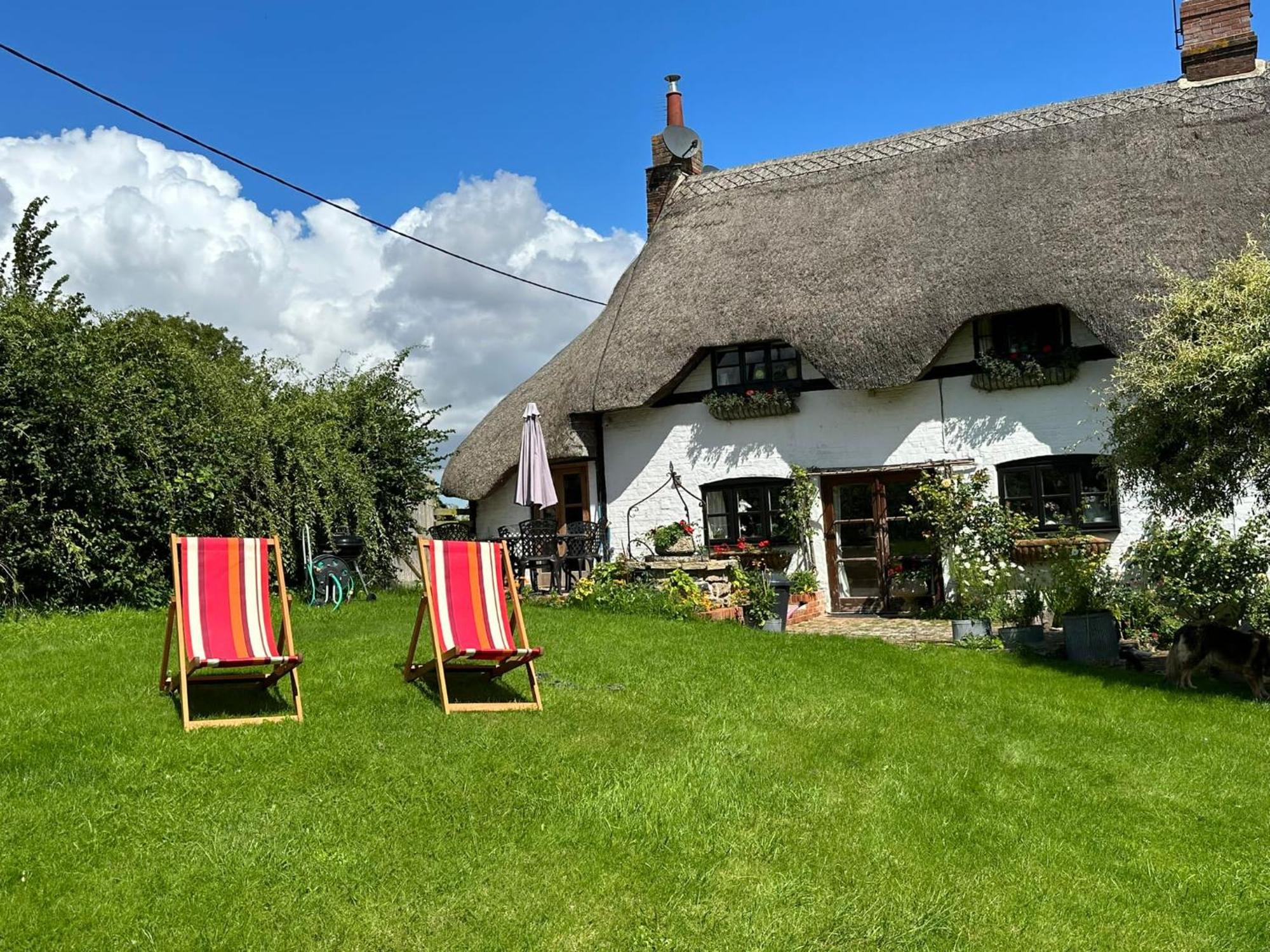 Thatchcombe B&B Wantage Bagian luar foto